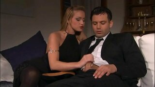 Nyata Silit karo babar blas penggalihipun Dhumateng kanggo Bintang porno Katia Nobili lan dheweke enom Stallion - (HD Pemandangan)