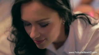 Romantika A Vášeň CFNM Fajčenie Babe